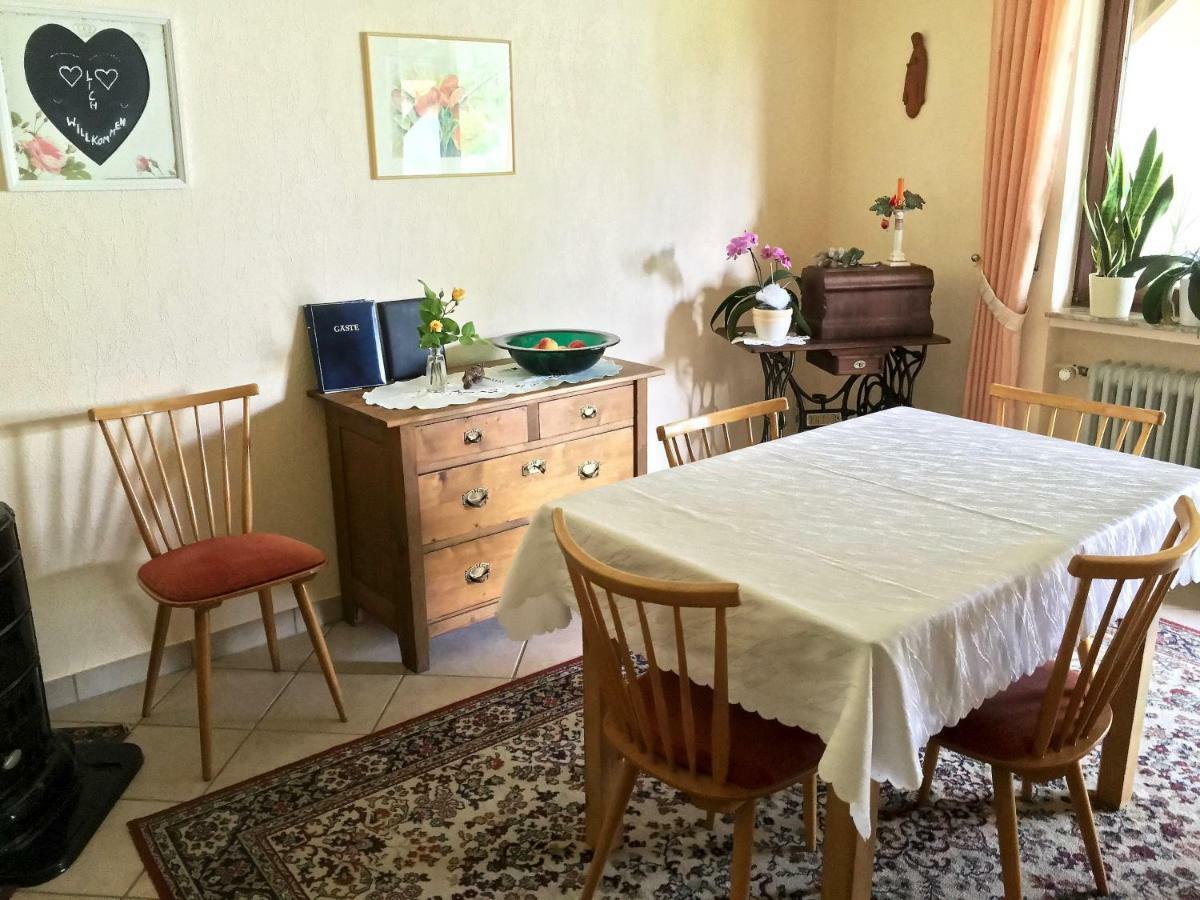 Gaestehaus Hoffmann Farschweiler ภายนอก รูปภาพ