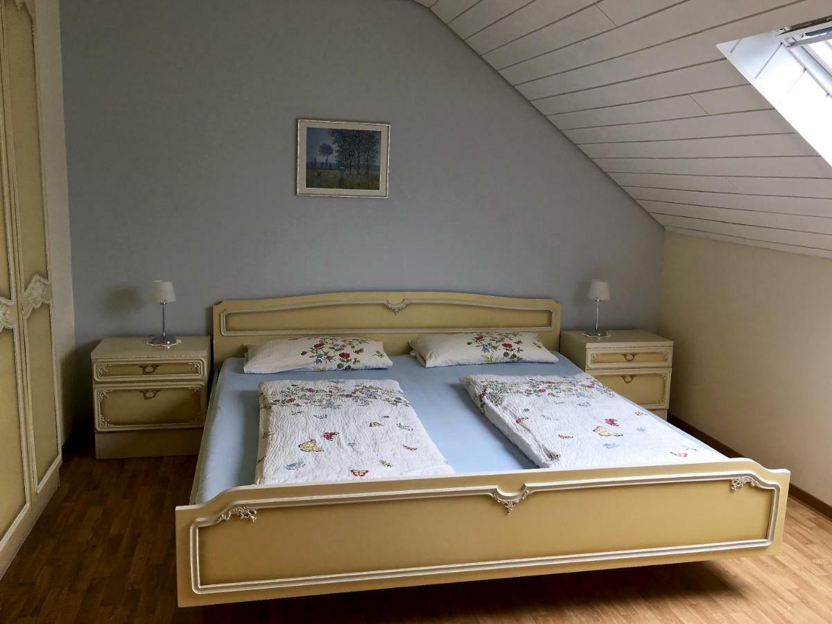 Gaestehaus Hoffmann Farschweiler ภายนอก รูปภาพ